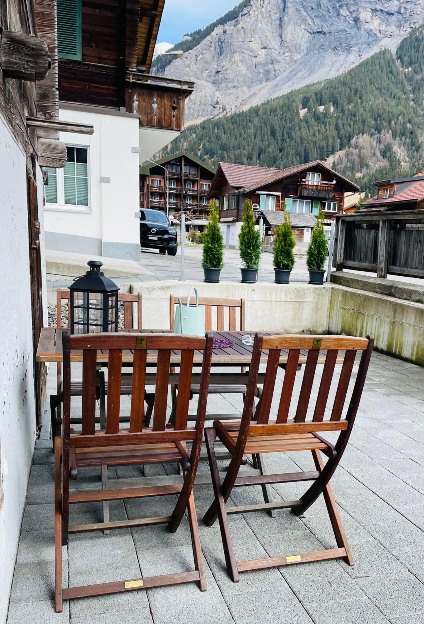 Charming, Well-Equipped Alpine Apartment Kandersteg Buitenkant foto