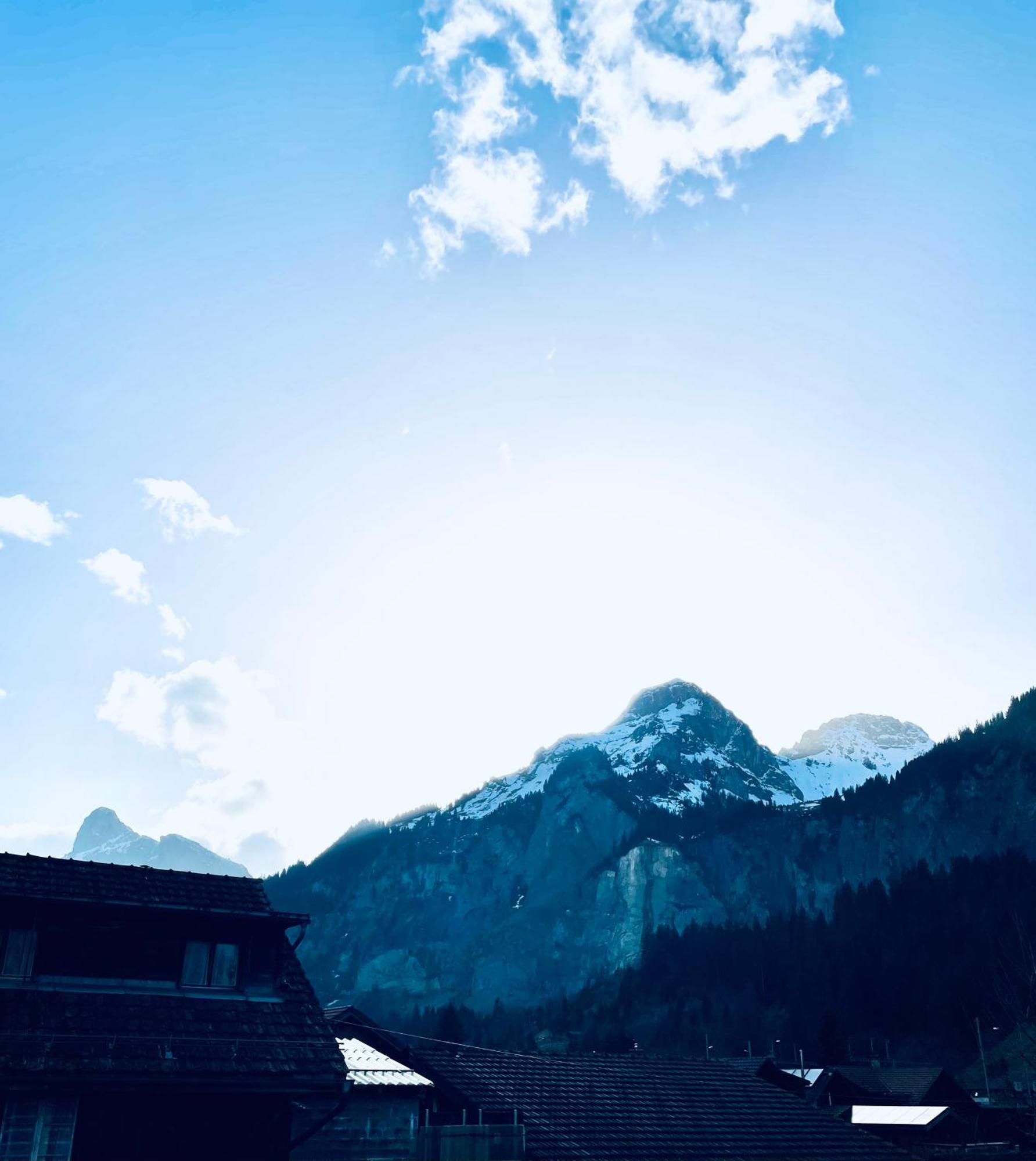 Charming, Well-Equipped Alpine Apartment Kandersteg Buitenkant foto